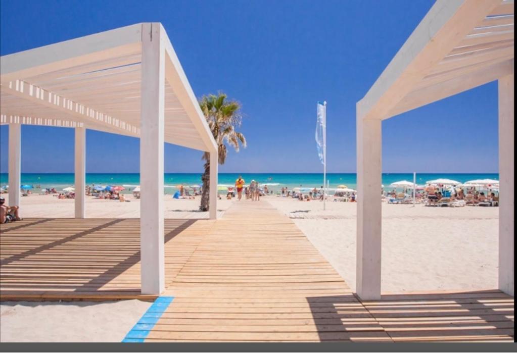 אליקאנטה Amplio Apartamento Con Vistas Al Mar, Parking Y Wifi מראה חיצוני תמונה